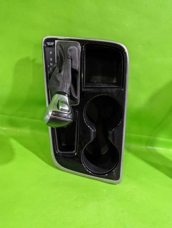 18 19 SONATA GEAR SHIFT SELECTOR BEZEL W/CUPHOLDERS OEM 4553-17