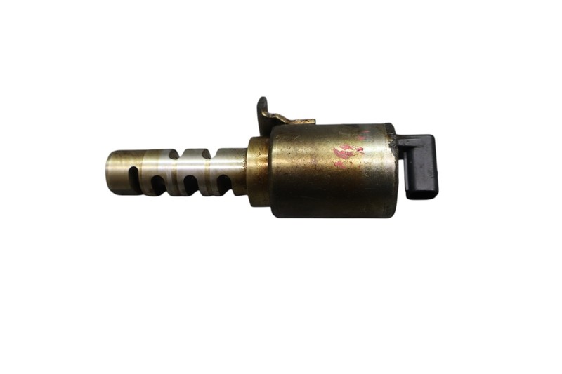 13-15 Jaguar XF Engine Variable Timing Solenoid VVT 2.0L AJ813114 Oem