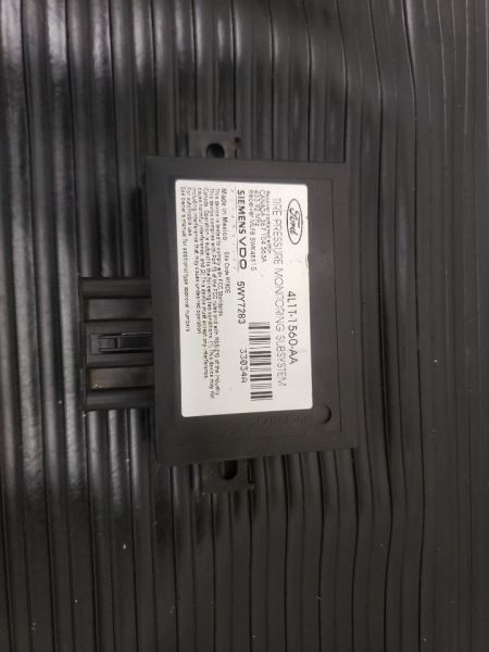 2004 Ford Expedition Tire Pressure Monitor Control Module ECM OEM 4L1T-1560-BA