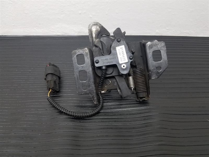 07-14 Chevrolet Tahoe Hood Latch Assembly W/ Sensor OEM 20763454