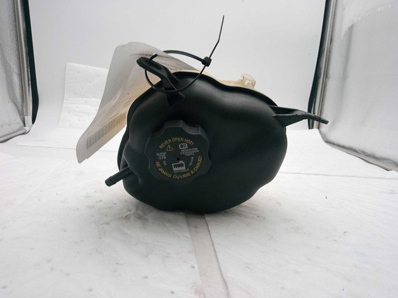 2016 Chevrolet Equinox Engine Coolant Reservoir Black OEM 2.4L 119K Miles