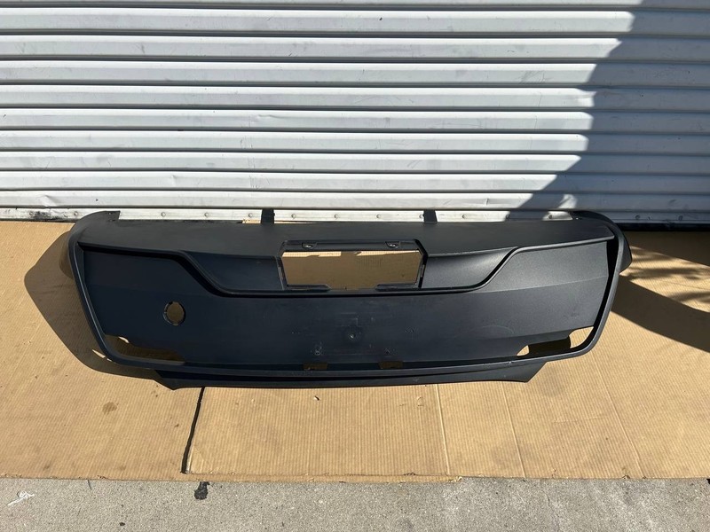 ✅ 25+ Tesla Model Y Rear Lower Fascia2137461-00-A w/dent and scratches