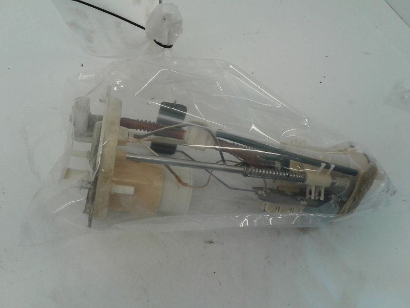 2004 Ford F150 fuel pump assembly 04' F-150 new style