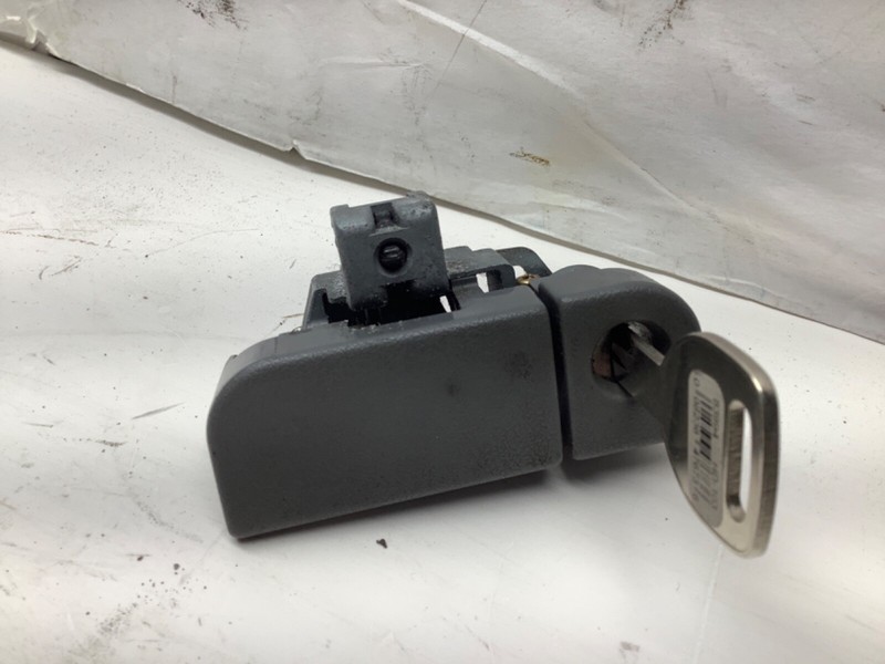 97-98 Honda CR-V Glove Box Latch Handle Lock with Key GRAY OEM