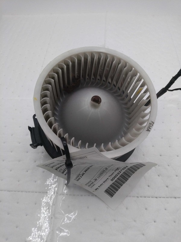 Used Front HVAC Blower Motor fits: 2011 Hyundai Sonata front dash mounted VIN C