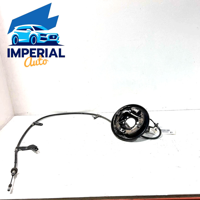 2018-2023 KIA RIO REAR LEFT DRIVER SIDE KNUCKLE BRAKE HUB WITH / PIPE HOSE OEM