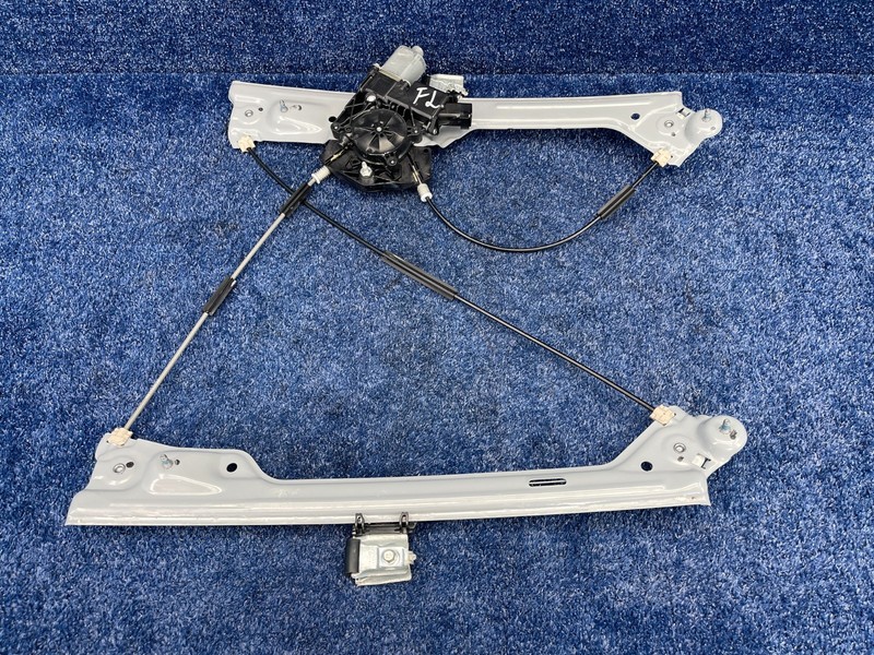 2014-2018 GMC Sierra 1500 Front Left Driver Power Window Regulator Motor OEM
