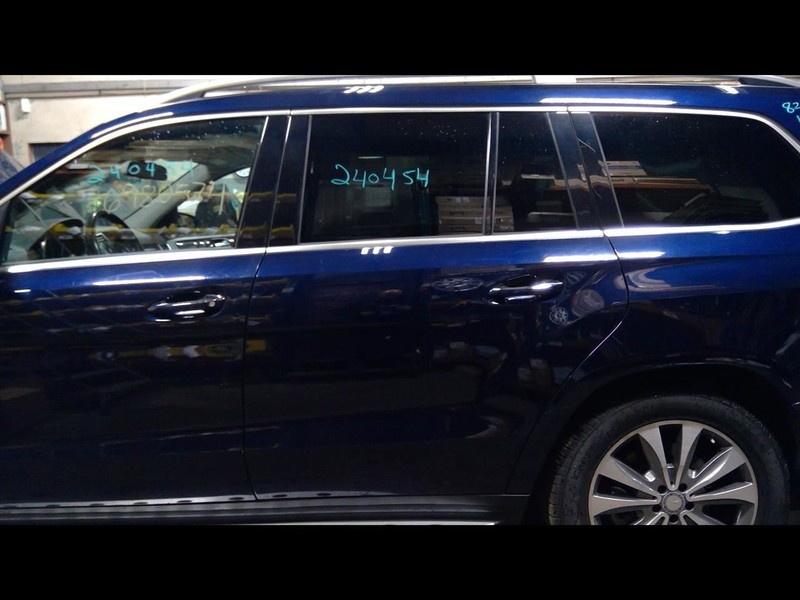 Driver Left Rear Side Door 166 Type Fits 17-19 MERCEDES GLS-CLASS 1487339