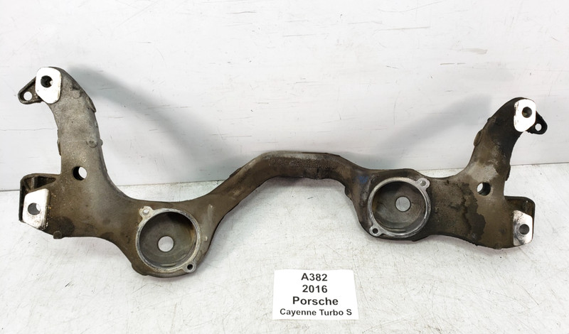 ✅ 11-18 OEM Porsche Cayenne Turbo S 958 Front Engine Carrier Crossmember Cradle