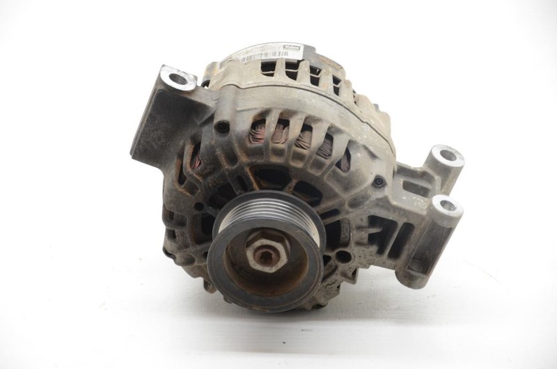 08-10 Hummer H3 3.7L Engine Alternator Assembly TG12S047
