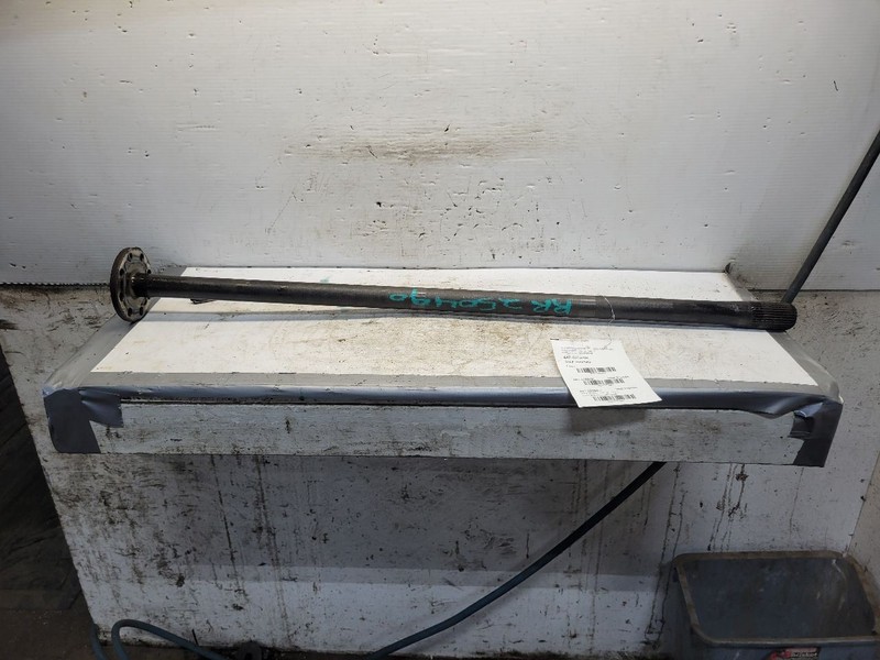 Passenger Axle Shaft Rear Axle Fits 01-06 08-13 SUBURBAN 2500 1725357
