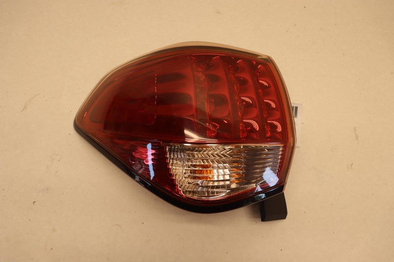 2011-2013 INFINITI QX56 REAR LEFT DRIVER QUARTER PANEL MOUNT TAIL LIGHT LAMP OEM