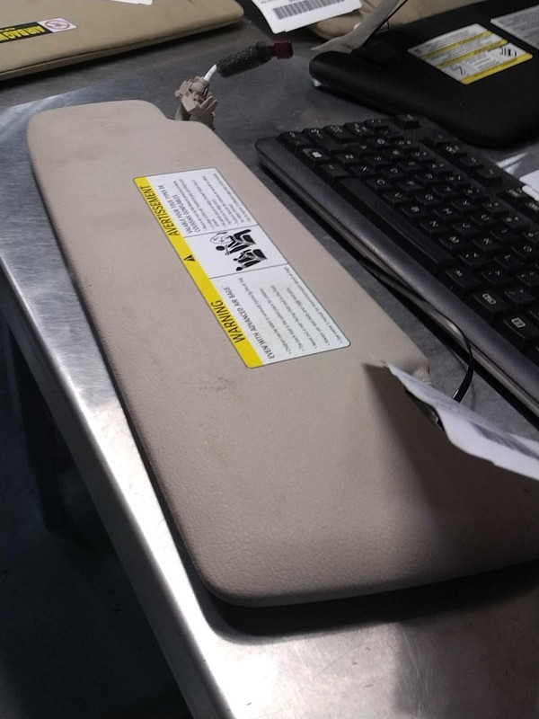2016 BMW X5 Right Sun Visor White OEM 538057 137K Miles - Fast Shipping