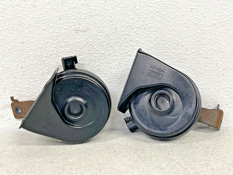 ⭐2017-2020 GMC ACADIA HIGH & TOW TONE PITCH HORN ALARM SIGNAL SET OEM LOT2413