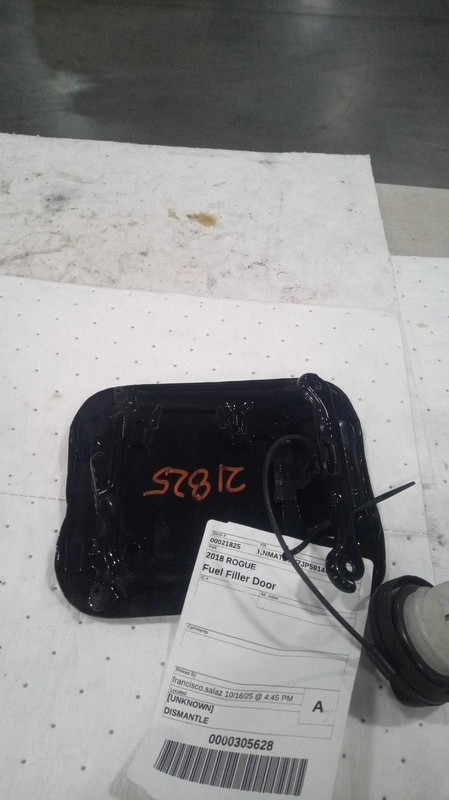 2018 Nissan Rogue Fuel Filler Door Black Used OEM Part NJ25-21825-544711