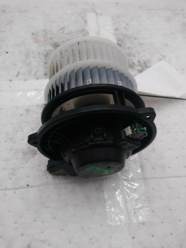 2022 Hyundai Elantra HVAC Blower Motor OEM Grey 40K Miles 97113AA010
