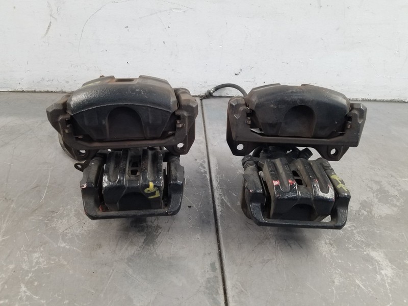 2003 Honda S2000 AP1 Brake Caliper Set #1411 E6