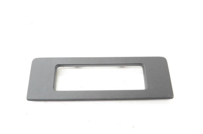2003-2005 Nissan 350z Coupe VQ35DE Navigation DVD Trim Bezel 79942 CD000