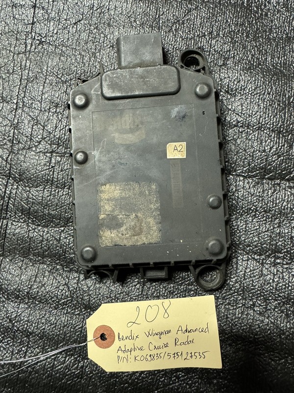 BENDIX WINGMAN ADVANCED ADAPTIVE CRUISE RADAR UNIT - P/N: K069835 DUNS 57512753