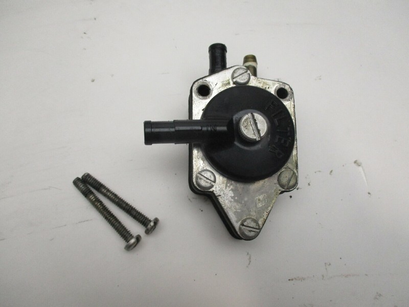 0393868 0389440 Johnson Evinrude OutboardFuel Pump 0393870