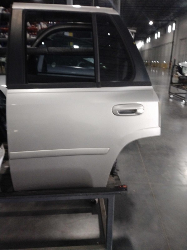 2008 GMC Envoy Left Rear Door Silver 239760 Used 144K Miles OEM