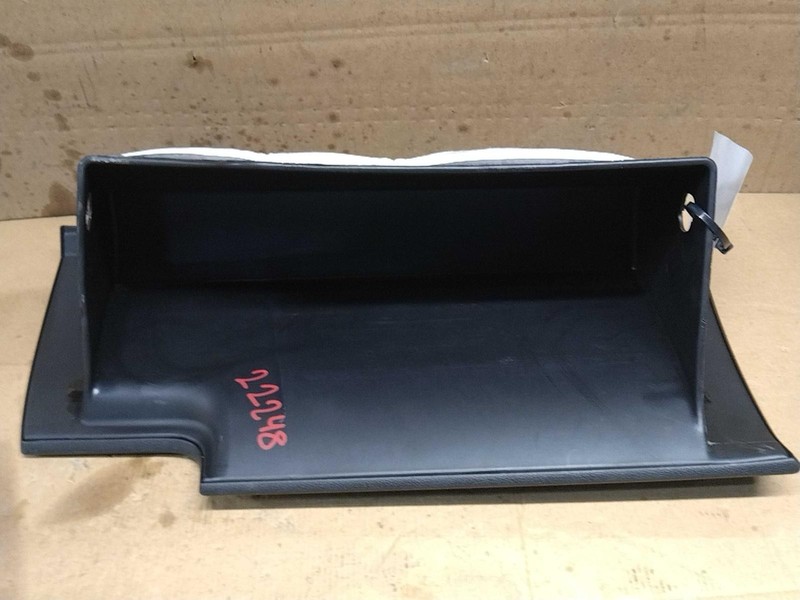 2020 KIA Sorento Glove Box Door White OEM Used 62000 Miles NJ25-22248-557825