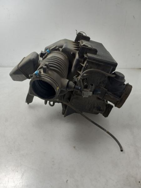 11-14 TOYOTA SIENNA XLE 3.5L AWD AT AIR CLEANER BOX