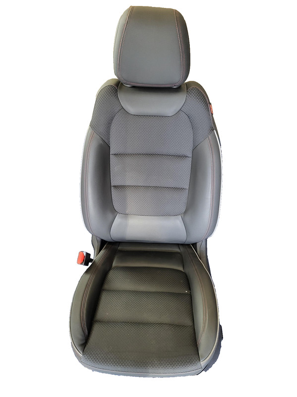 2021-2025 Chevrolet Trailblazer RS Left Driver Front Seat OEM 42762447