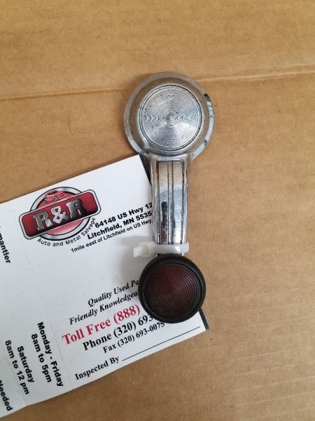 IMPALA1972 Door Window Crank Front 256372