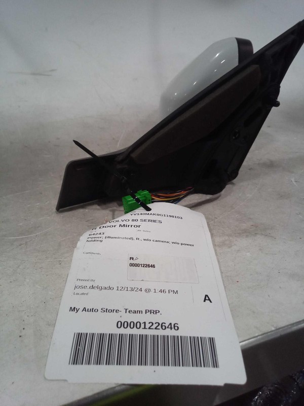 2016 Volvo 80 Series Right Door Mirror Assembly White OEM Used 77000 Miles