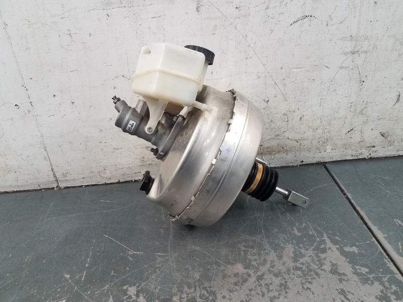 2014 Mercedes AMG CLS 63 S Brake Master Cylinder / Booster #4700 E2