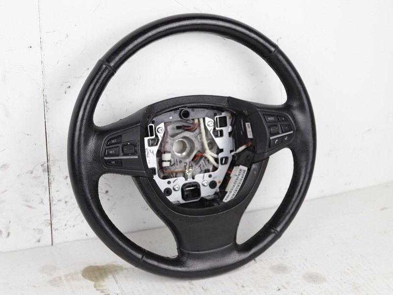 BMW Leather Steering Wheel with Controls OEM 9229479 F07-F11 2010-2016