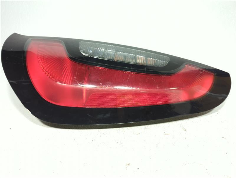 2016 Kia Soul Right Tail Light Assembly Grey OEM 318613 Clean Inventory