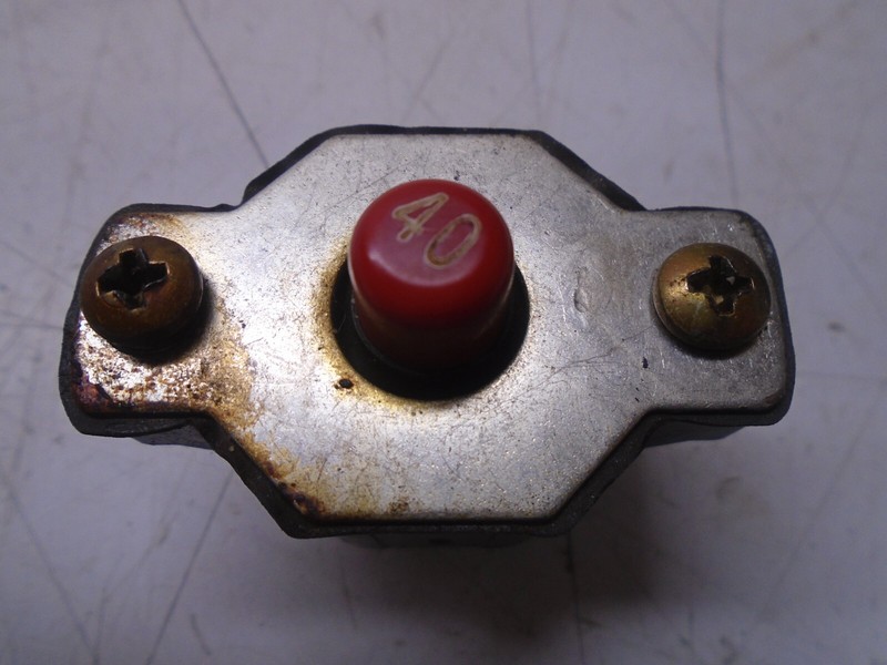 CD5b Volvo Penta Automatic Stern Drive Breaker Fuse, 40 amp, 841178
