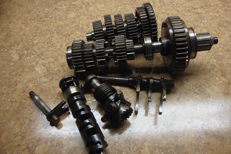 1975 Honda Goldwing GL1000 GL 1000 Gold Wing Engine Transmission Gear Shift Fork