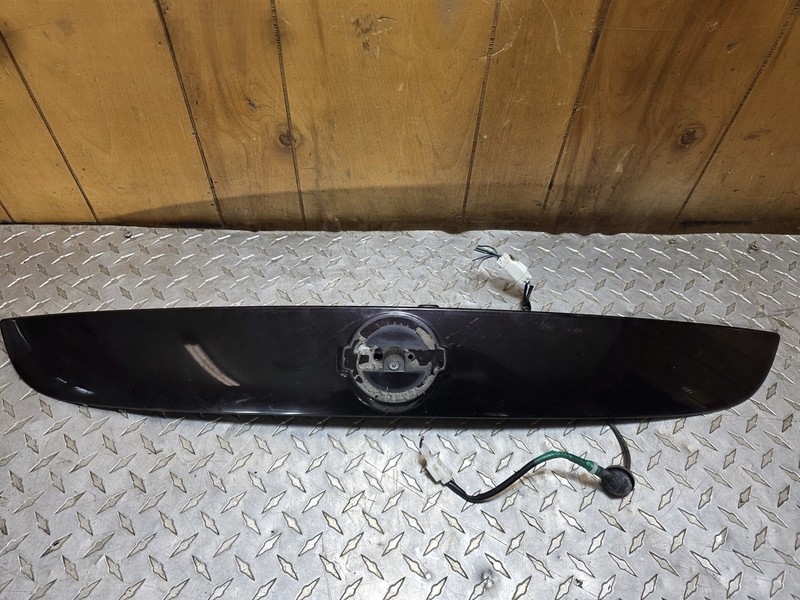 2013 2014 Nissan Juke Trunk Lid Trim With Camera Oem Tested Purple