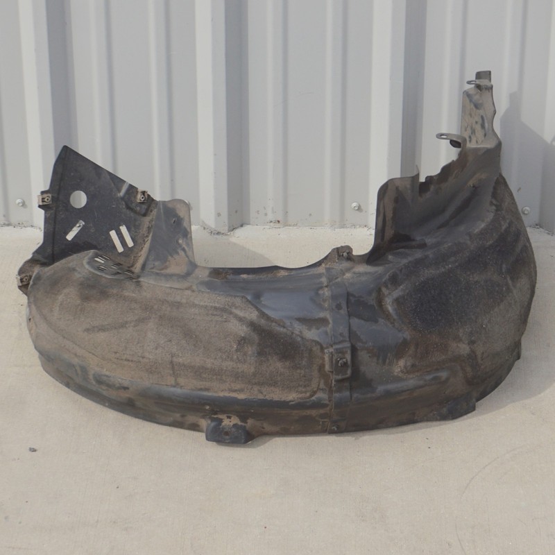 2014 - 2021 BMW I3 - REAR Right Fender Liner / Splash Guard 7394078