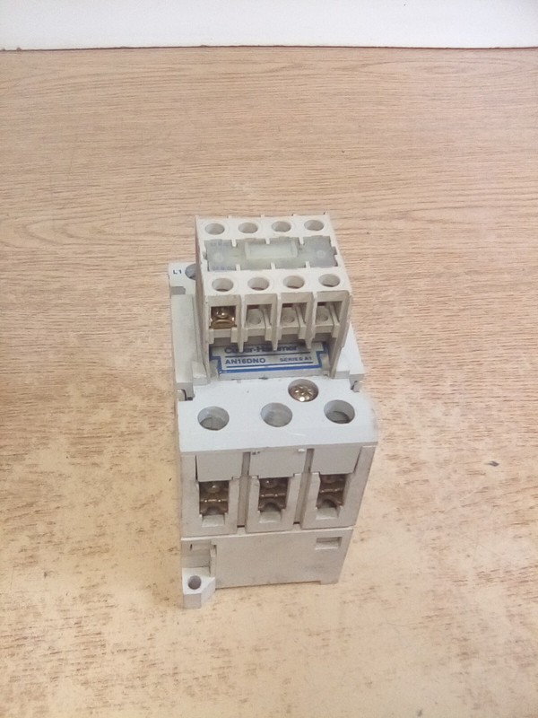 Cutler-Hammer AN16DNO Series A1 Contactor Starter W/ C320KGT1 Series A1