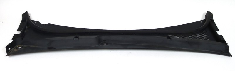 2014-2019 Cadillac CTS-V Sedan Windshield Wiper Cowl Panel OEM Used 23173536