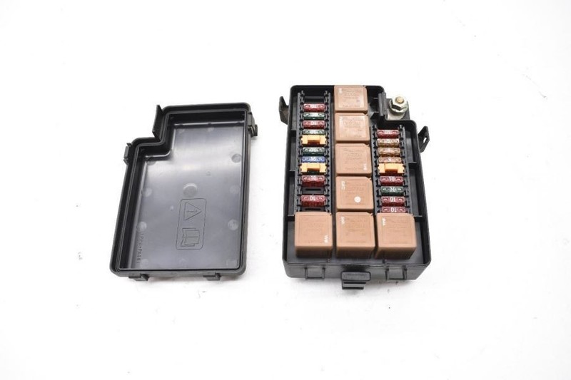 1999 JAGUAR XK8 4.0L CONVERTIBLE FUSE RELAY BOX LJB 2822 AB