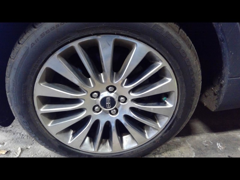 Rim Wheel 18x8 Aluminum 15 Spoke Fits 15-18 MKC 1704832