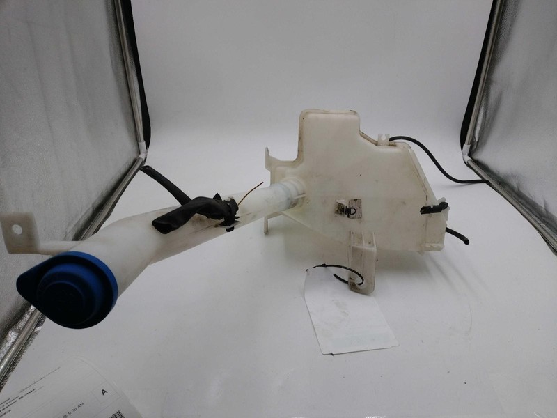 2012 KIA SOUL Washer Fluid Reservoir OEM Green 73K Miles NJ25-26008-661328