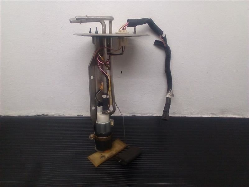 99-04 Ford F150 Super Cab 4.6L Fuel Gas Pump Assembly 8-280 OEM XL3Z-9H307-DB