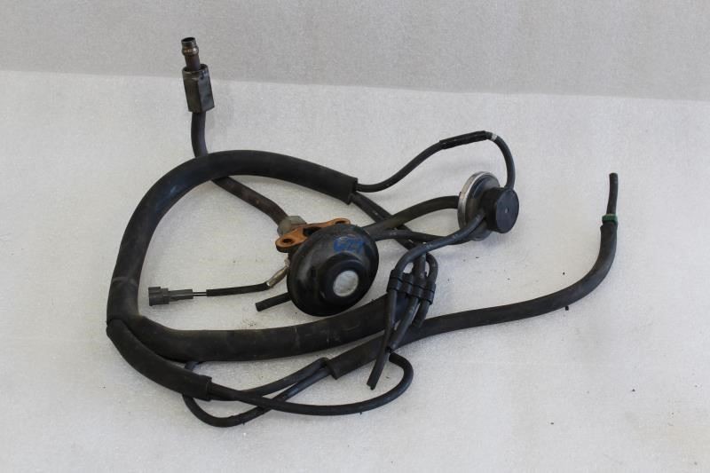 1990 1991 1992 1993 TOYOTA CELICA EGR VALVE AND PIPE 25620-74181