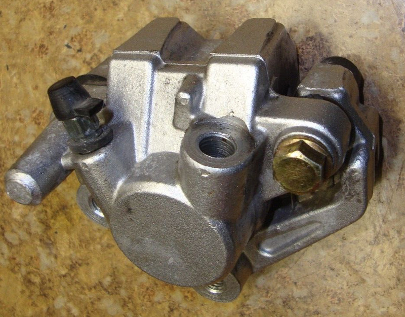 2015 Zhejiang Geely Scooter 49CC 49 50 CC Front Disk Brake Caliper 15