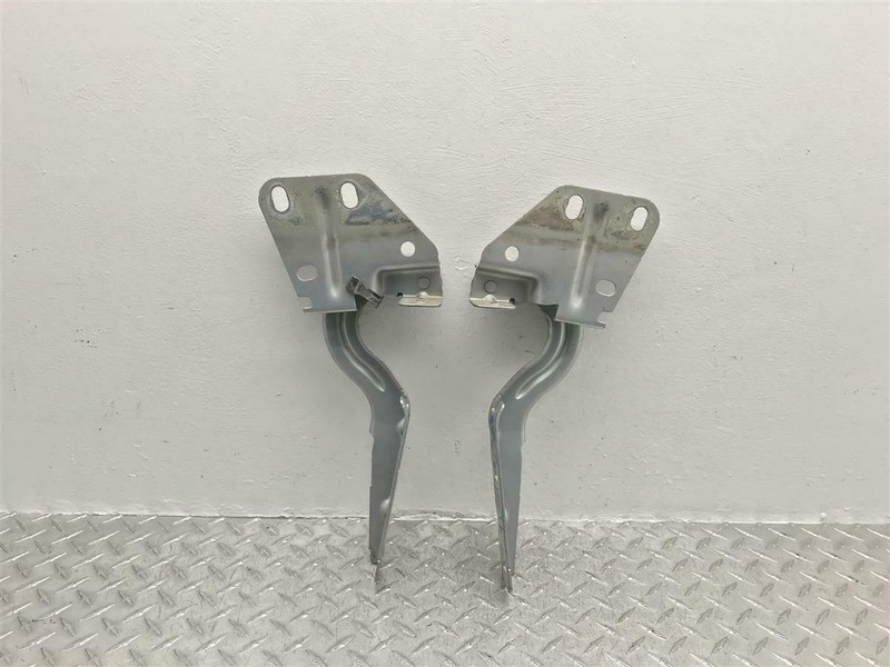 2004-2006 DODGE DURANGO HOOD HINGES PAIR SET OF 2 OEM 55362503AB 55362502AB