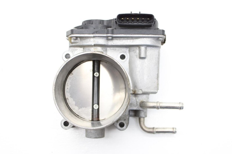 18-19 Nissan TITAN Platinum Reserve Throttle Body
