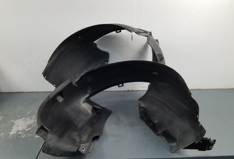 2004 Porsche 911 Turbo 996 Rear Wheel Well Fender Liners - Damage#6958 M3