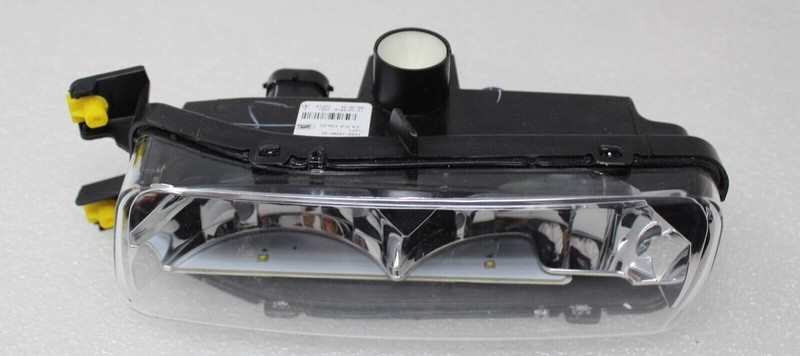 RANGE ROVER SPORT 2014-17 L494 FOG LIGHT FRONT LEFT PASSENGER SIDE CK52-15201-AC