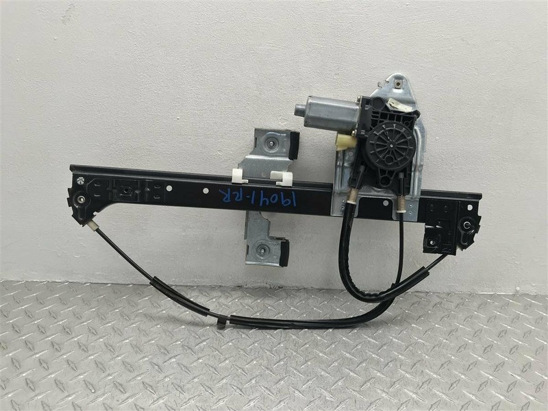 02-09 TRAILBLAZER BRAVADA RAINIER PASSENGER REAR WINDOW REGULATOR 135-01905R
